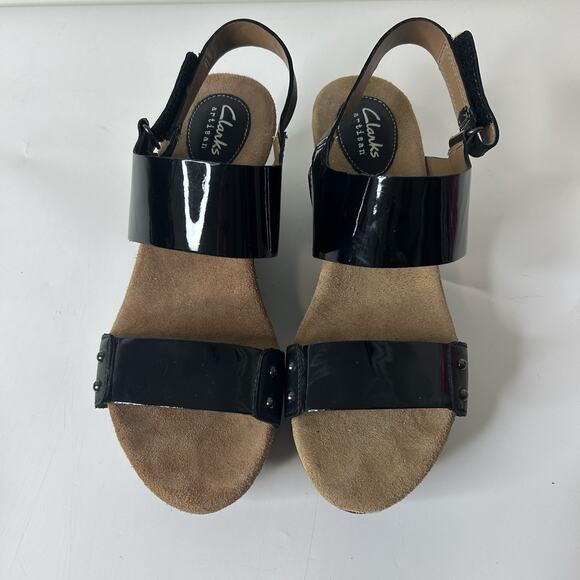 Clarks Sandals Women’s 8 M Artisan Caslynn Dez Black Patent Leather Wedge - Picture 3 of 10